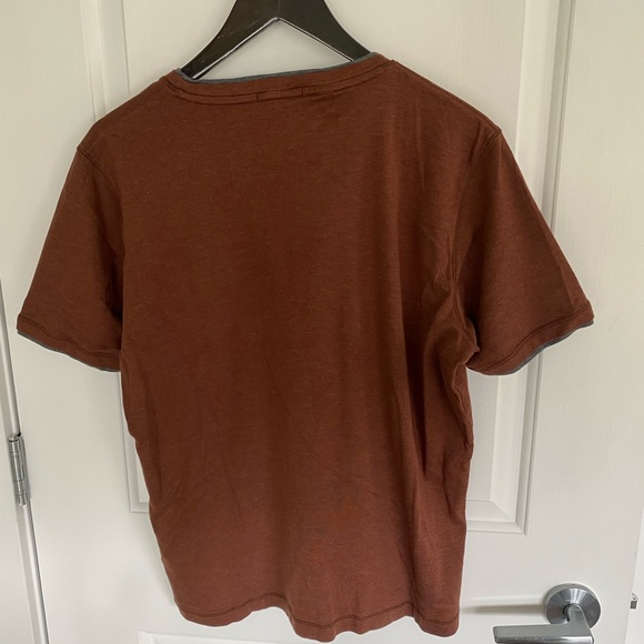 Men’s Saks Fifth Avenue T-Shirt - Picture 2 of 4